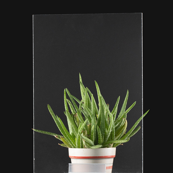 High Transparency Acrylic Sheet – Clear and Glossy Decorative Panel for Interior Use